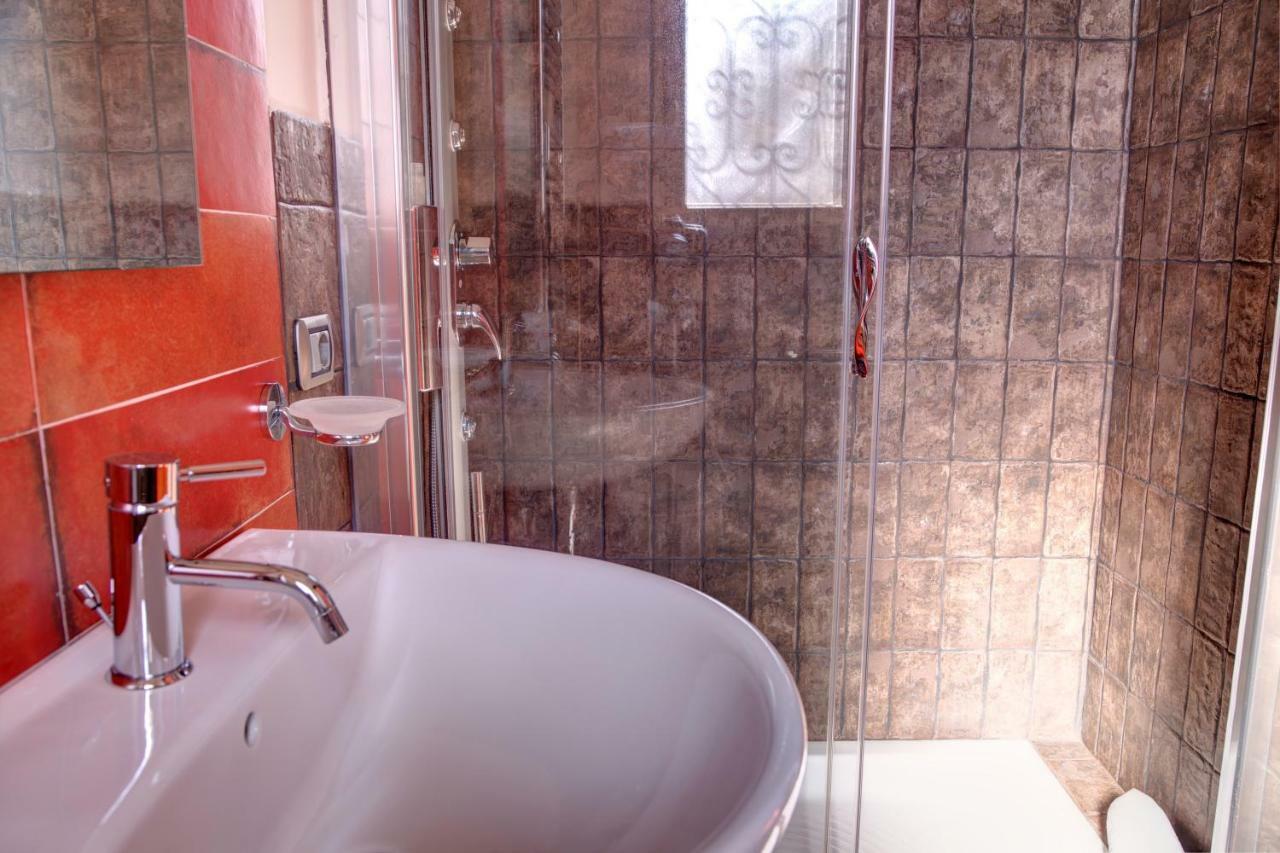 Bed and Breakfast Antichi Ricordi Aci Sant'Antonio Екстер'єр фото