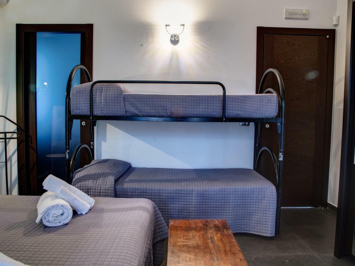 Bed and Breakfast Antichi Ricordi Aci Sant'Antonio Екстер'єр фото
